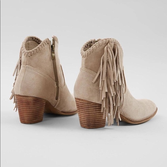 NIB Beast Fashion Leather Fringe Boho Booties Boot - Picture 6 of 7